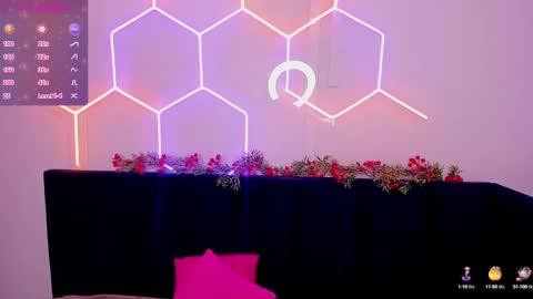 Snapshot of diana_garrett chatting on 01-01-25, 06:26 Diana online show from 01-01-25, 06:26