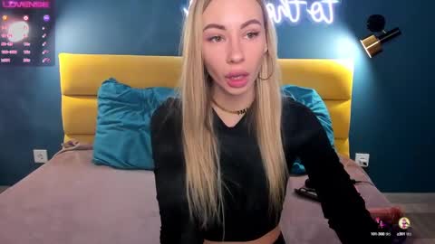 Snapshot of diana_garrett chatting on 01-25-25, 08:53 Diana online show from 01-25-25, 08:53