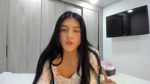 Snapshot of diana_jones_ chatting on 09-28-25, 11:10 POCA online show from 09-28-25, 11:10