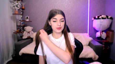 DIANA  online show from 02-17-26, 04:02