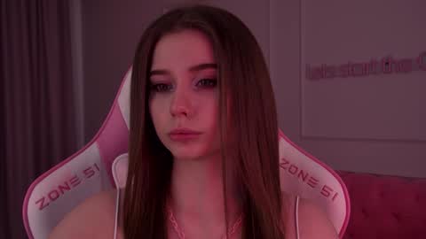 Diana online show from 01-24-25, 06:14