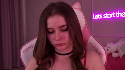 Diana online show from 02-04-25, 01:02