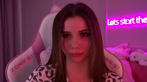 Diana online show from 02-18-25, 12:26