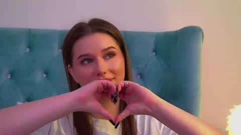 Diana online show from 07-16-26, 11:33