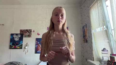 Alice online show from 06-29-26, 02:40