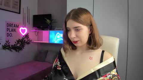 Diana online show from 09-19-25, 01:45