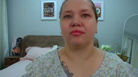 Snapshot of dianakristol chatting on 05-19-26, 06:31 Diana online show from 05-19-26, 06:31