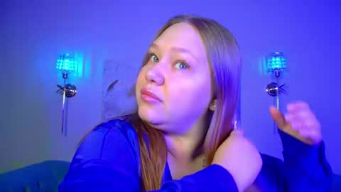 Snapshot of dianakristol chatting on 06-05-26, 06:35 Diana online show from 06-05-26, 06:35