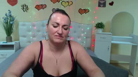 Diana online show from 03-12-25, 04:13