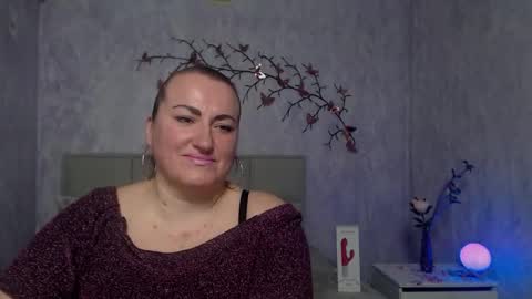 Diana online show from 02-25-26, 06:45