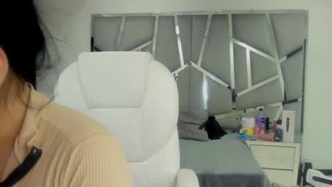 dianarous online show from 01-11-25, 03:13