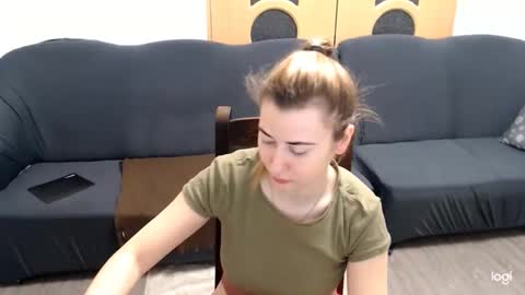 dianasmiey7 online show from 12-03-24, 09:00