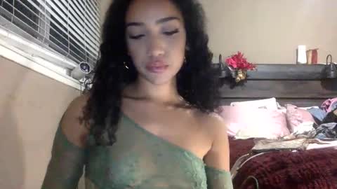 Snapshot of dianaxoagua chatting on 03-23-26, 06:06 Dianaseshh online show from 03-23-26, 06:06
