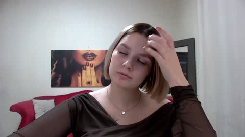 Snapshot of dianemills chatting on 02-08-25, 02:49 Diane Mills online show from 02-08-25, 02:49