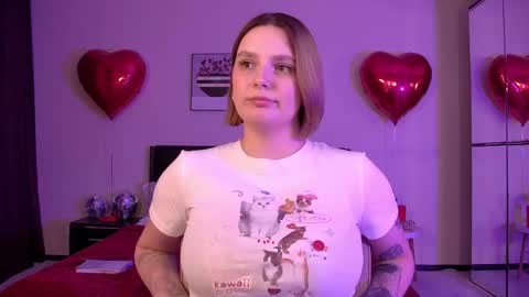 Snapshot of dianemills chatting on 02-20-25, 02:29 Diane Mills online show from 02-20-25, 02:29