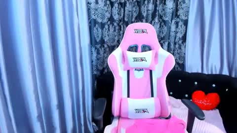 Dianna online show from 11-06-25, 03:29