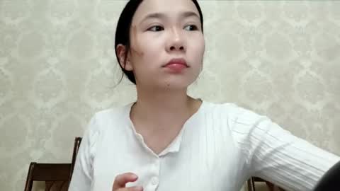 Yuki online show from 09-26-25, 11:03