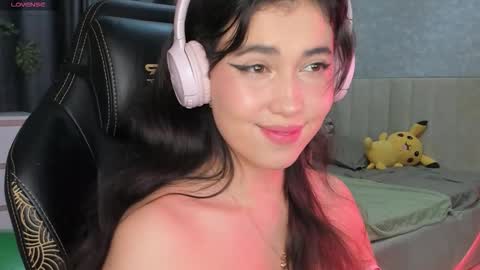 Diara online show from 11-14-25, 03:33