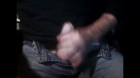 Snapshot of dick185 chatting on 01-16-25, 06:27 dick185 online show from 01-16-25, 06:27