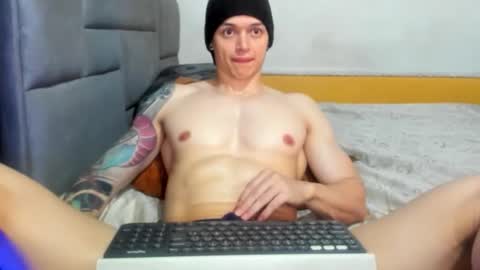 Snapshot of dick_demon_1 chatting on 11-09-25, 10:08 jhon online show from 11-09-25, 10:08