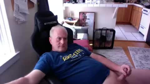 Snapshot of dickflasher5 chatting on 06-02-26, 04:42 Richard Fleischer online show from 06-02-26, 04:42