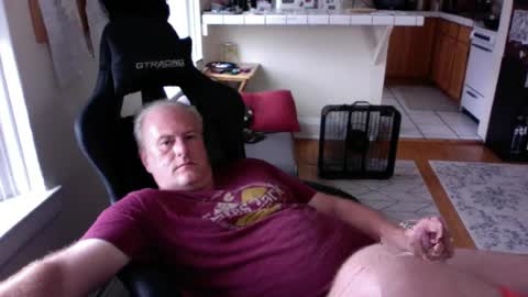 Snapshot of dickflasher5 chatting on 07-02-26, 06:03 Richard Fleischer online show from 07-02-26, 06:03