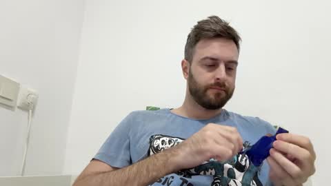 Im Julian  all cum shot videos here    online show from 12-21-24, 11:44
