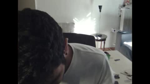 dickus_biggus online show from 10-05-25, 01:09