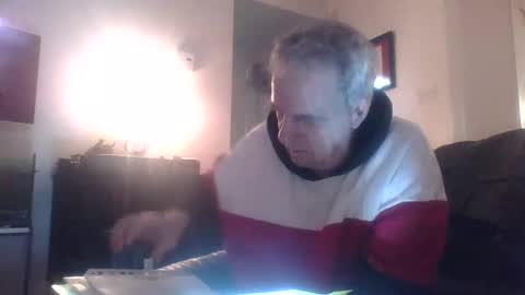 Dickwinner0000 online show from 02-04-25, 01:02