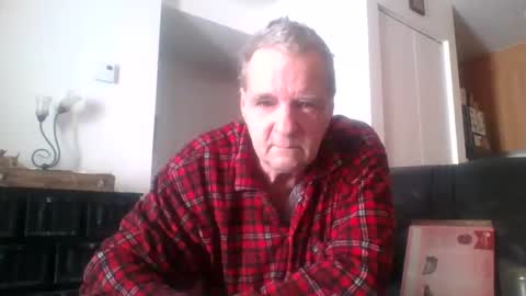 Dickwinner0000 online show from 02-11-25, 02:35