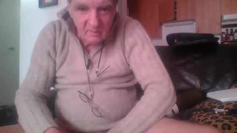 Dickwinner0000 online show from 03-12-25, 07:49