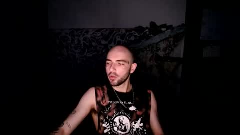 Snapshot of didismurf02 chatting on 06-18-26, 03:40 didismurf02 online show from 06-18-26, 03:40