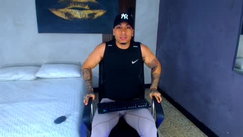Snapshot of diego__cruz chatting on 01-12-25, 07:53 Diego online show from 01-12-25, 07:53