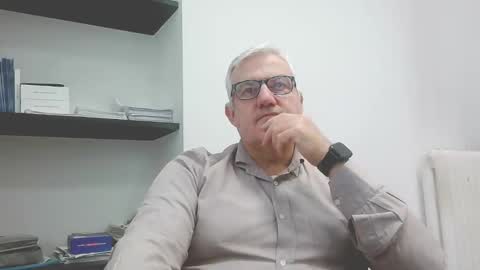 Snapshot of diego_riv71 chatting on 10-21-25, 07:31 Diego ITA 71 online show from 10-21-25, 07:31