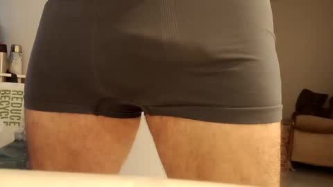 Snapshot of diegomoreno19 chatting on 12-15-24, 08:52 Diego online show from 12-15-24, 08:52