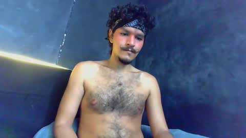 diemond_latinx98 online show from 03-01-26, 03:25