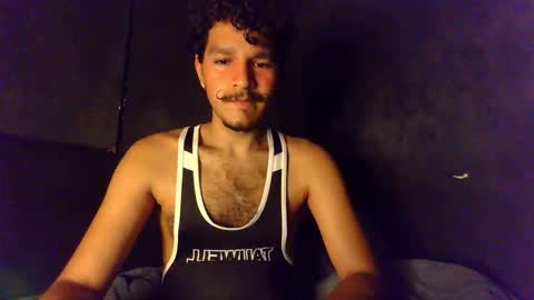 diemond_latinx98 online show from 03-26-26, 09:04