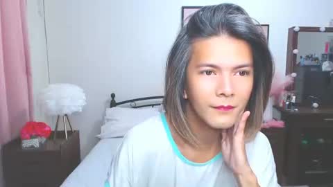 Dennesse online show from 03-23-26, 12:03