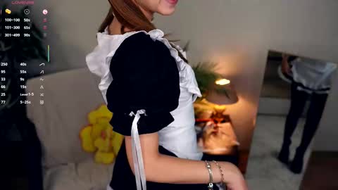 Snapshot of dierafauxa chatting on 10-23-25, 06:50 Elwyna online show from 10-23-25, 06:50