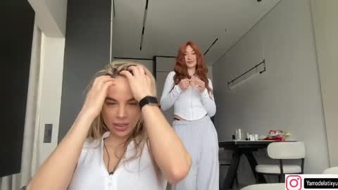 Snapshot of diffgirls chatting on 05-15-26, 07:26 Tanya online show from 05-15-26, 07:26