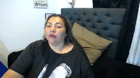 Snapshot of dihayara chatting on 06-27-26, 05:34 Mariana online show from 06-27-26, 05:34