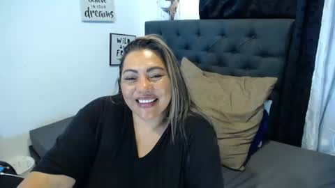 Snapshot of dihayara chatting on 07-18-26, 06:50 Mariana online show from 07-18-26, 06:50