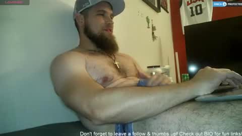 Snapshot of dikdowndaddy chatting on 07-12-26, 10:17 Daddy online show from 07-12-26, 10:17