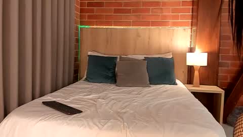 Dilarahkesh  online show from 12-22-24, 11:31