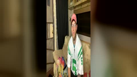 Snapshot of dilf_96 chatting on 06-13-26, 02:53 Daddy online show from 06-13-26, 02:53