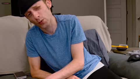 Dilldough405 online show from 12-24-24, 09:11