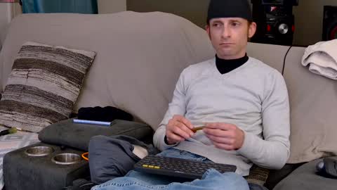 Dilldough405 online show from 12-26-24, 12:14