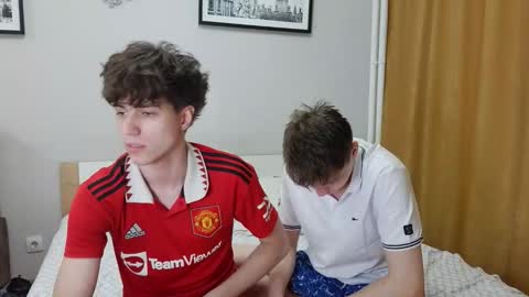 Snapshot of dimamozaev400 chatting on 03-15-26, 08:15 Dima online show from 03-15-26, 08:15