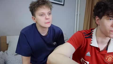 Snapshot of dimamozaev400 chatting on 03-22-26, 09:07 Dima online show from 03-22-26, 09:07