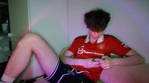 Snapshot of dimamozaev400 chatting on 04-13-26, 11:32 Dima online show from 04-13-26, 11:32